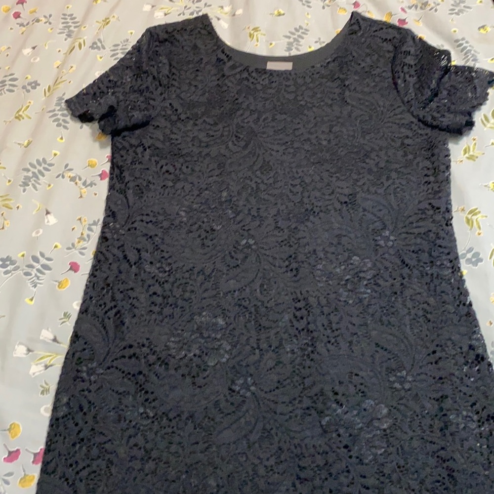 Black lace cap sleeved midi dress